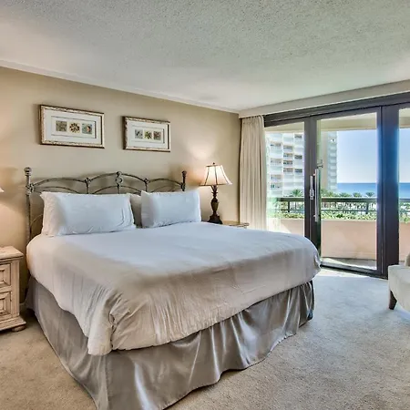 Edgewater 606 Villa